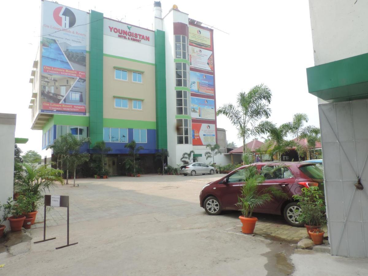 Om Leisure Hotel - Bbsr Bhubaneswar Exterior foto